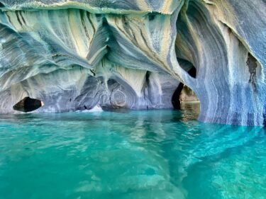 世界一美しい洞窟「マーブルカテドラル」の観光！